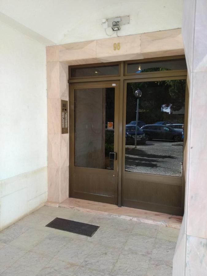 Cascais Excellent 2 Bedroom Apartment In Cascais Center Екстериор снимка